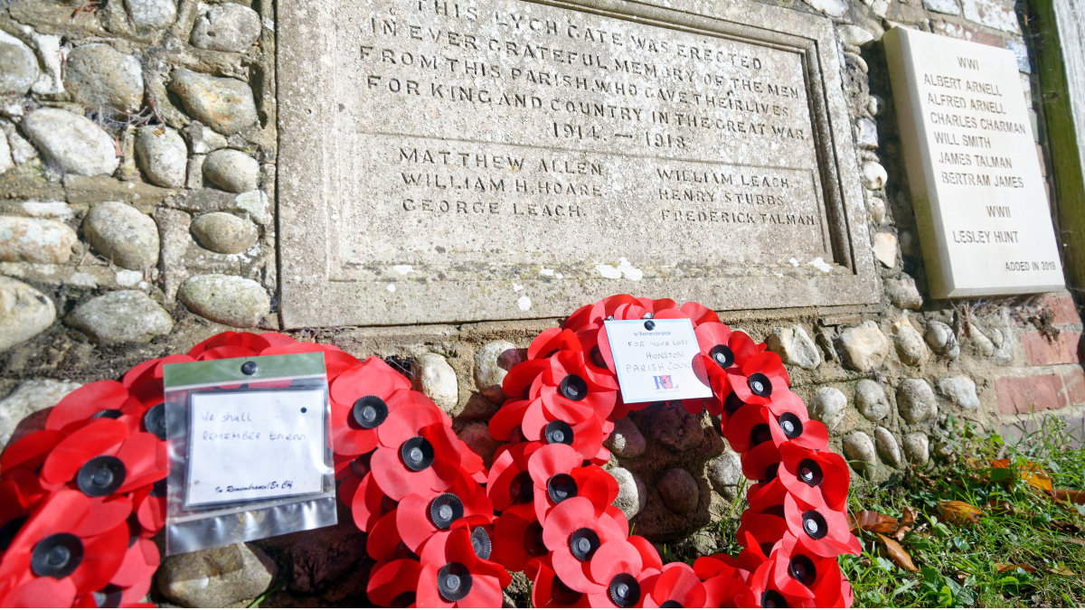 Poppy wreaths